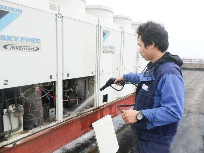 商用中央空調安裝過程中如何固定室外機？惠馳告訴您